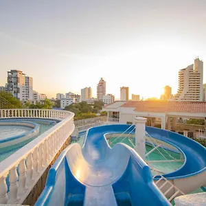 Aventureros 360 Alojamiento & Tours Gaira